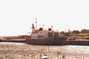 Фолклендська війна: морська логістика, авіація та боротьба за контроль акваторії